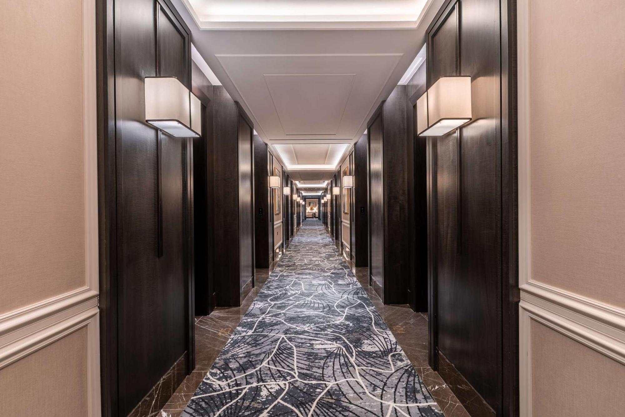 Mansard Riyadh, A Radisson Collection Hotel Riade Exterior foto A corridor