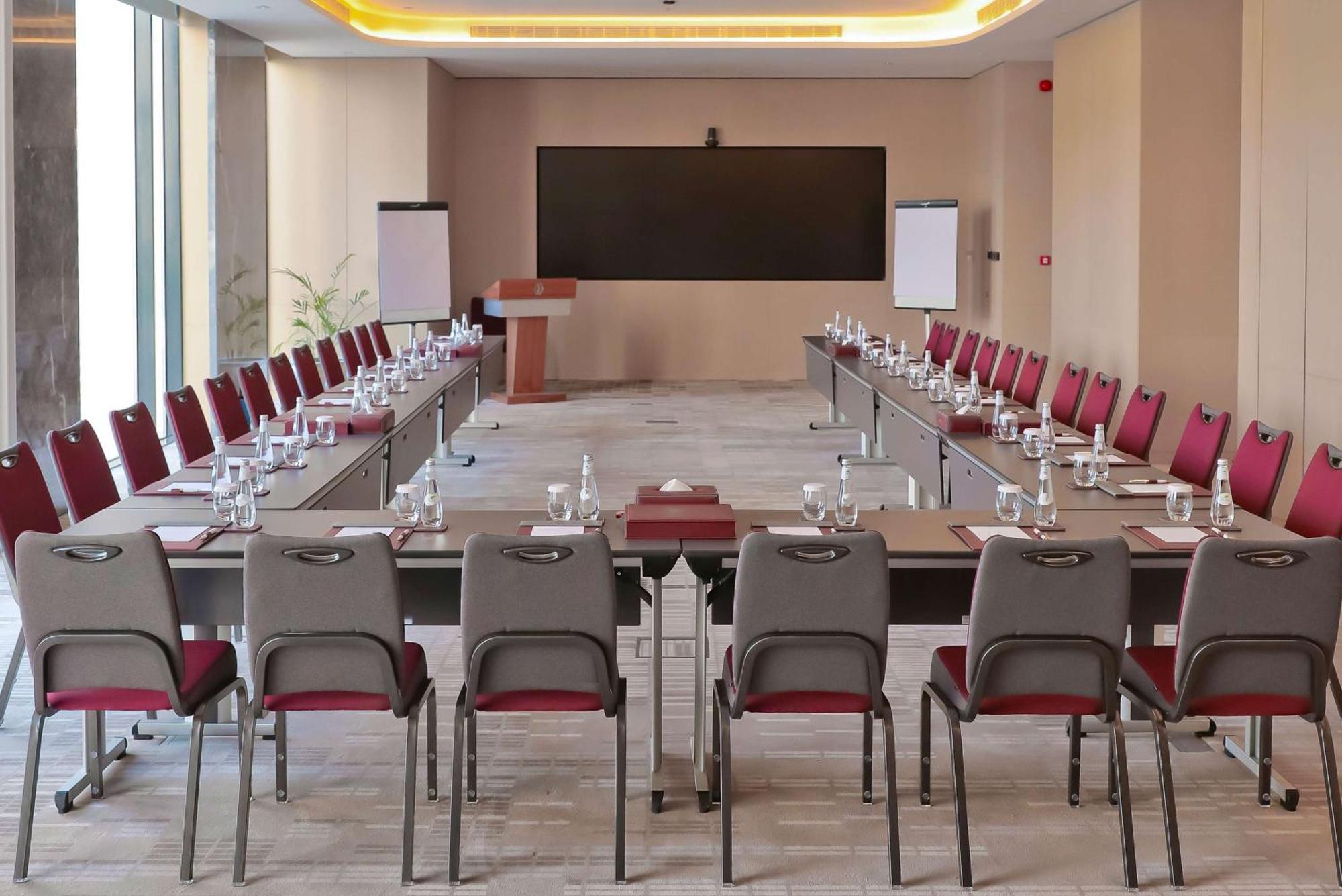 Mansard Riyadh, A Radisson Collection Hotel Riade Exterior foto Meeting room