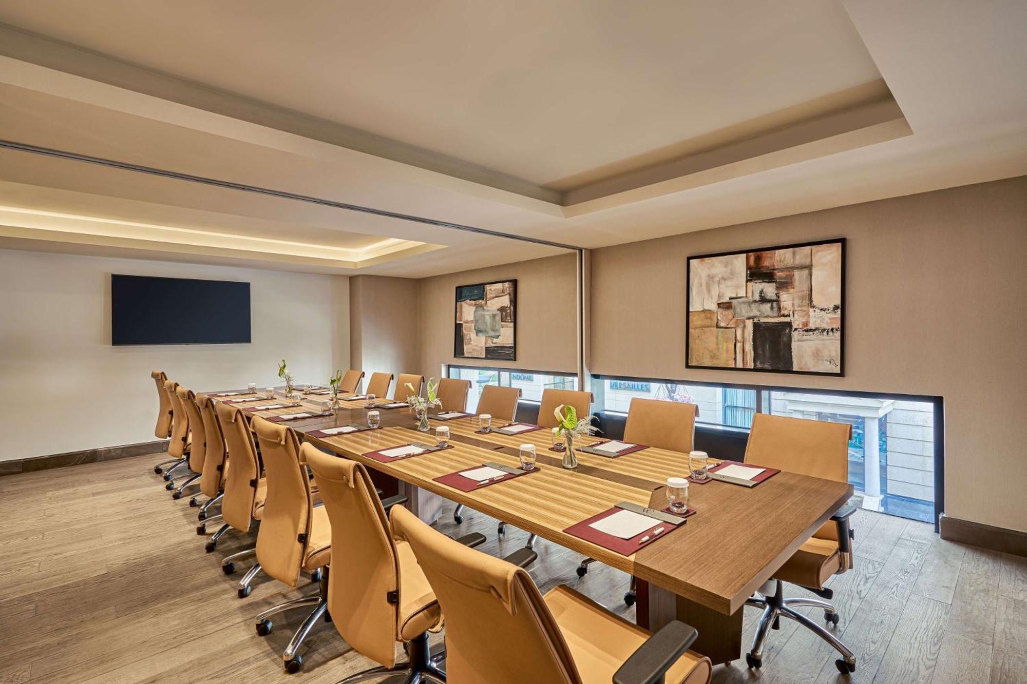 Mansard Riyadh, A Radisson Collection Hotel Riade Exterior foto Meeting room